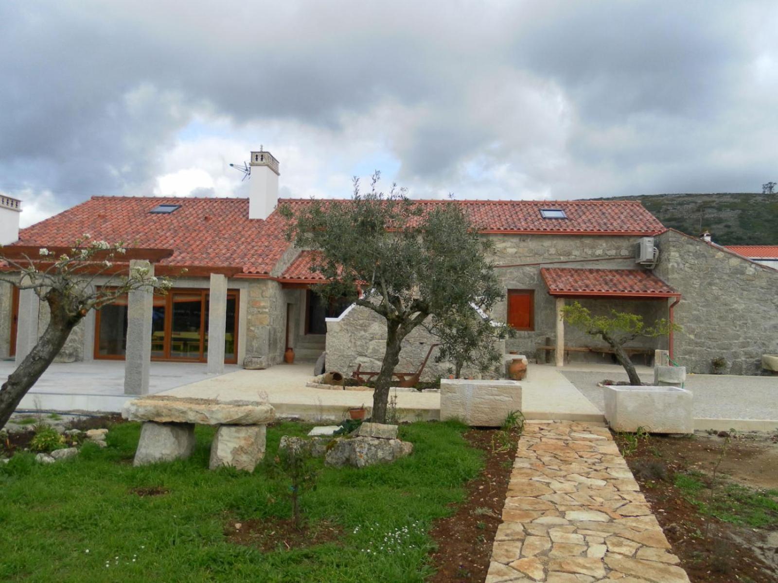 Retiro Da Avo Lidia - Turismo Rural Mendiga Bagian luar foto